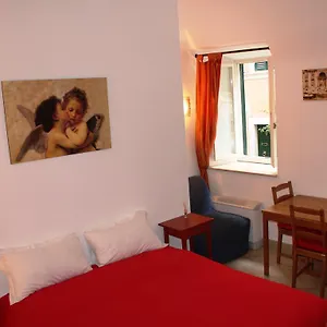 Apartamento Hella Ibernesi 23 Fori Imperiali Inn, New Gestion!, Roma